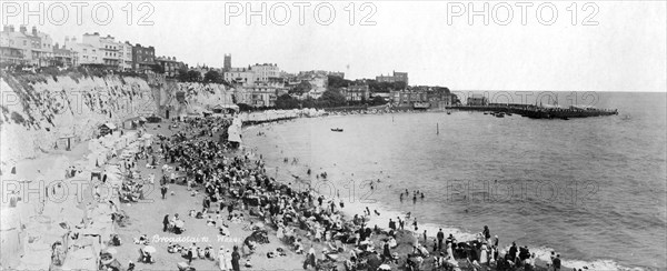 The beach at Broadstairs, Kent, 1890-1910