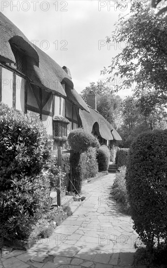 Anne Hathaway's Cottage, Stratford-upon-Avon, Warwickshire, 1945-1980