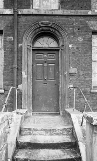 243 Kennington Lane, Lambeth, London, c1945-1980