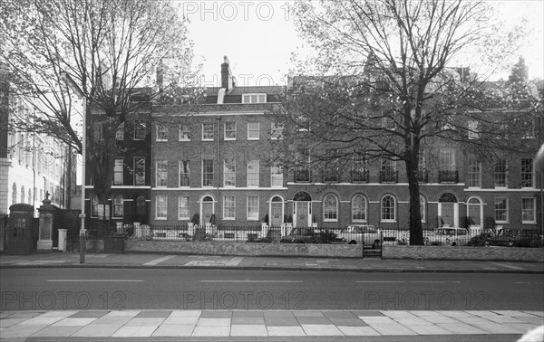 231-245 Kennington Lane, Lambeth, London, c1945-1980