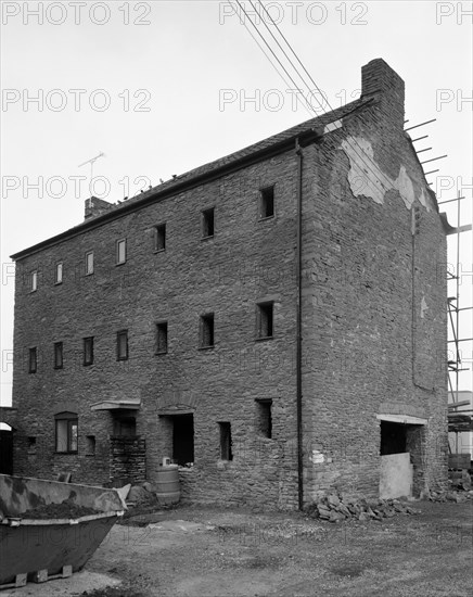 Former hat factory, Park Lane, Frampton Cotterell, South Gloucestershire, 1991
