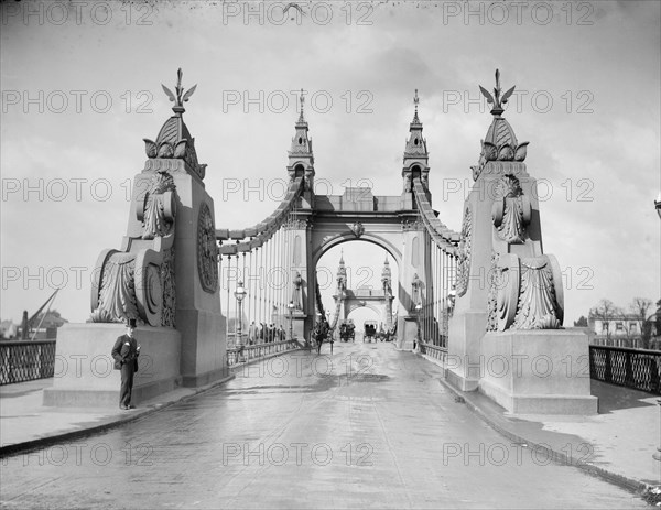 Hammersmith Bridge, Hammersmith, London, c1887-1905