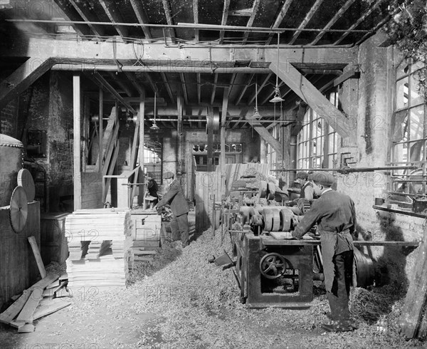 Workshop, Hampton's Munitions Works, Lambeth, London, 1914-1918