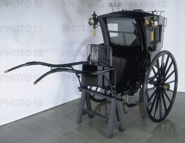 Hansom cab, 19th century. Artist: Unknown