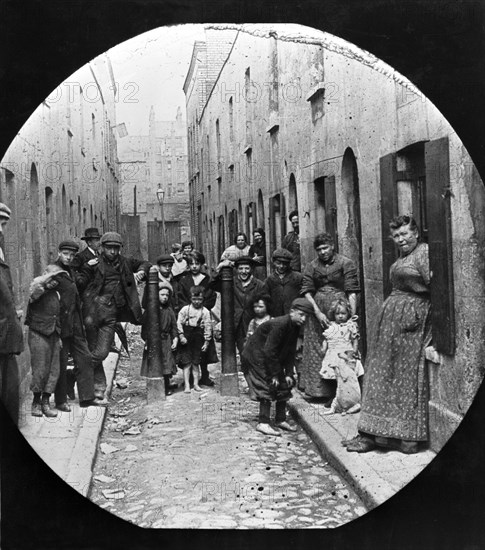 Residents of Little Collingwood Street, Bethnal Green, c1902. Artist: John Galt