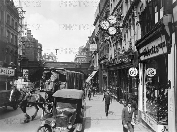 Traffic in Ludgate Hill, City of London. Artist: Unknown