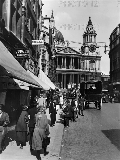 Ludgate Hill, looking east, with St Paul's Cathedral, City of London. Artist: Unknown