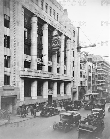 The Daily Telegraph building, Fleet Street, City of Westminster, London, early 1930s.  Artist: George Davison Reid