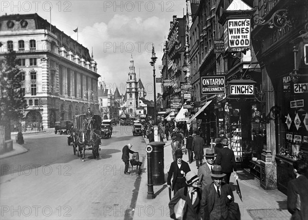 Strand, St Clement Danes, Australia House, Westminster, London, (c1920s?). Artist: Unknown