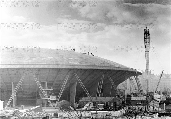 Construction of the Dome of Discovery, Festival of Britain, London, 1951.  Artist: Henry Grant