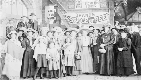 Emmeline Pankhurst at a railway station on a campaign tour of the country, 1911. Artist: Unknown