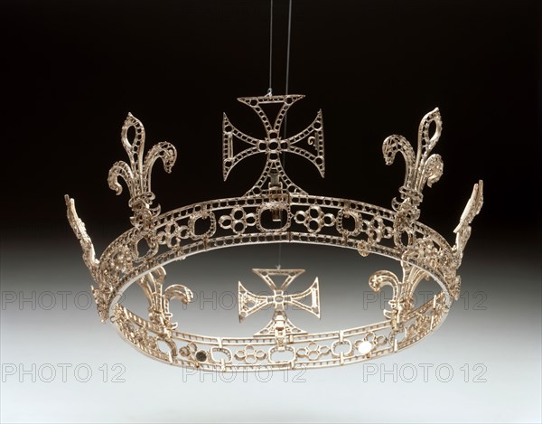 Queen Victoria's Grand or Regal Circlet re-made for Queen Victoria by Garrard's in 1858. Artist: Unknown