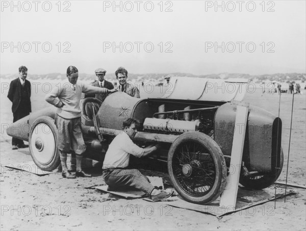 Malcolm Campbell with 1920 Sunbeam, (c1920?). Artist: Unknown