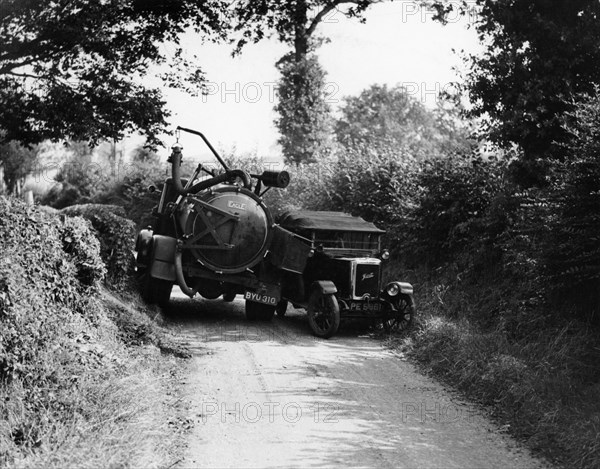 Bedford truck with Jowett, 1920s. Artist: Unknown