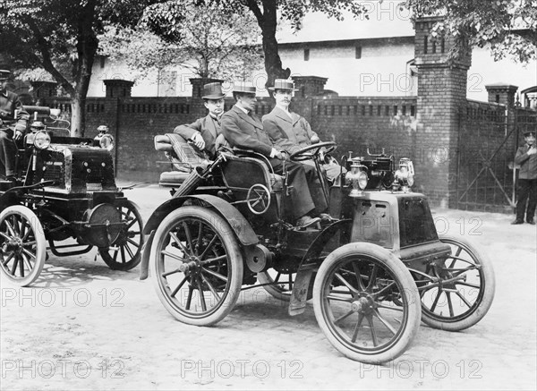 1900 Panhard, (1900s?). Artist: Unknown
