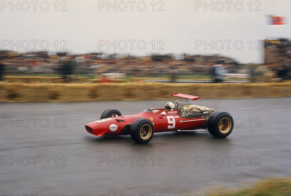 Chris Amon in a Ferrari V12, Dutch Grand Prix, Zandvoort, 1968. Artist: Unknown