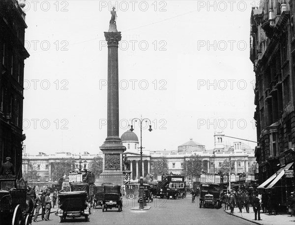 Nelson's Column, Trafalgar Square, London, 1920. Artist: Unknown