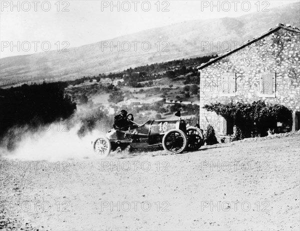 A Rolland-Pilain during the Mont Ventoux Hill Climb, Provence, France, 1909. Artist: Unknown