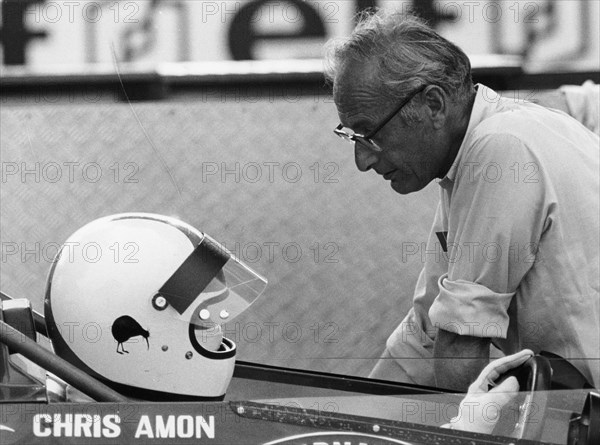 Chris Amon (on the left) and David Yorke, 1970s. Artist: Unknown