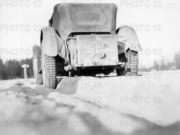 The back of an Invicta 4.5 litre S Type, Monte Carlo Rally, 1933. Artist: Unknown
