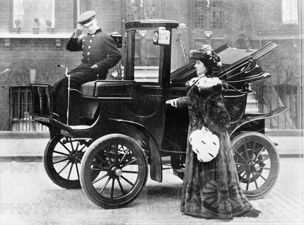 Lillie Langtry modelling a sable motoring coat. Artist: Unknown