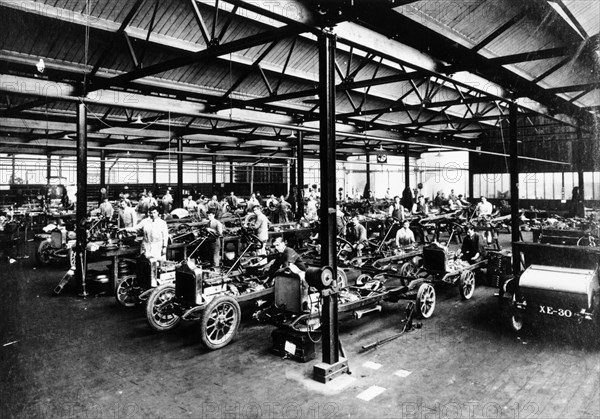 Interior of the Calcott car factory, Coventry, Warwickshire, April, 1921. Artist: Unknown
