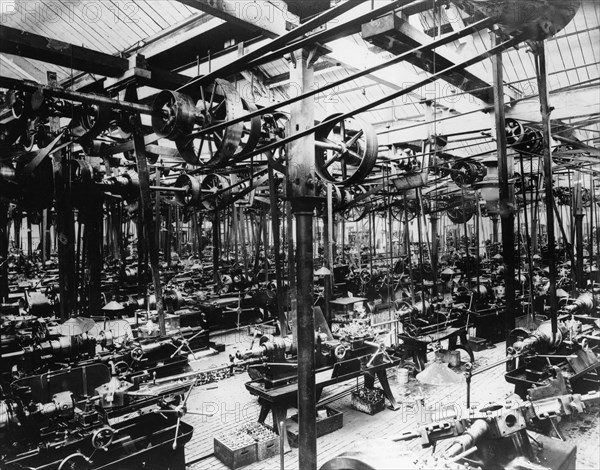 The Austin car factory at Longbridge, Birmingham, 1913. Artist: Unknown