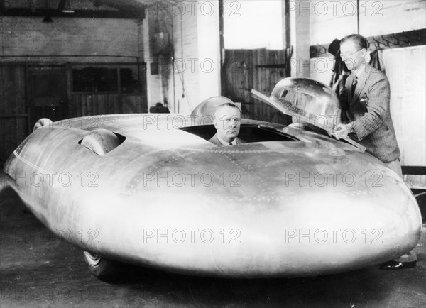 Railton Special Land Speed Record car, Brooklands, Surrey, 1938. Artist: Unknown