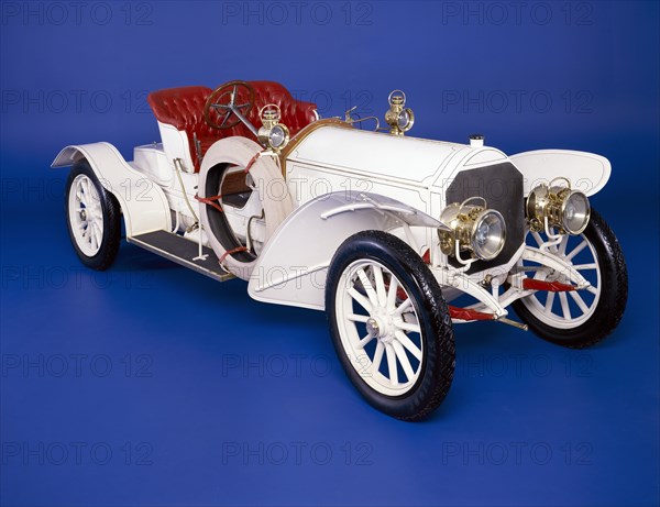 1907 Mercedes Simplex 70 hp Sportswagen. Artist: Unknown