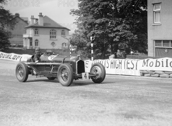 The Hon Brian Lewis in an Alfa Romeo Tipo B P3, Isle of Man, 1934. Artist: Unknown