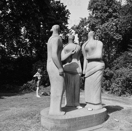 Three Standing Figures' by Henry Moore, Battersea Park, London, 1962-1964