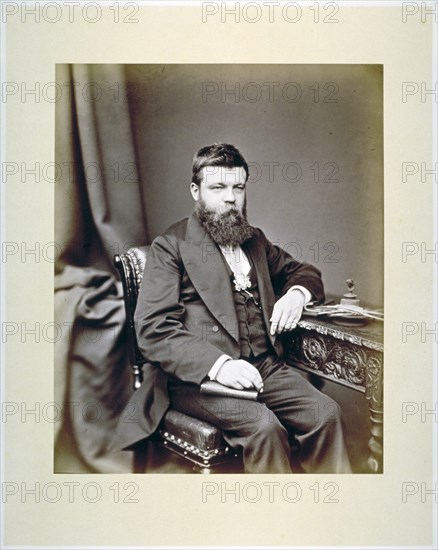 TC Fendick, Master of the Worshipful Company of Glaziers wearing his Master's badge, c1865. Artist: Maull & Co