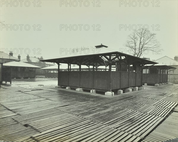 Open sided class sheds, Brent Knoll Open Air School, Forest Hill, London, 1928. Artist: Unknown.