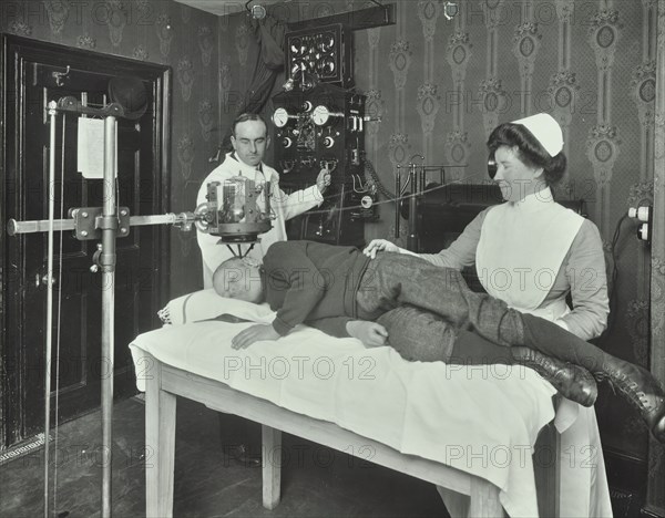 X-ray room for ring worm, Woolwich School Treatment Centre, London, 1914. Artist: Unknown.