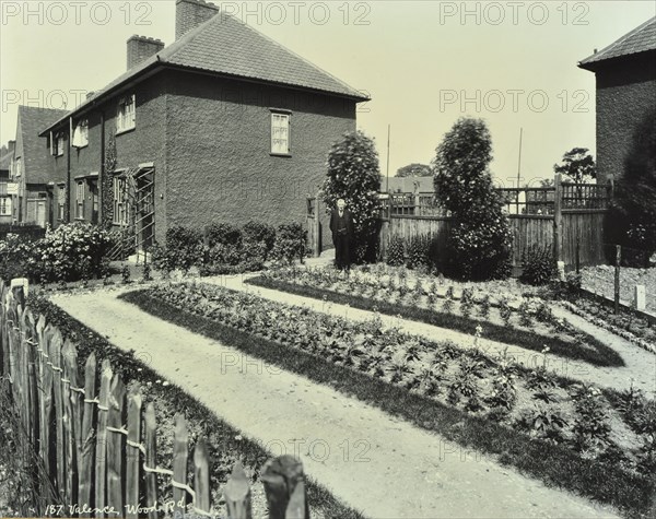 Garden at 187 Valence Wood Road, Becontree Estate, Ilford, London, 1929. Artist: Unknown.