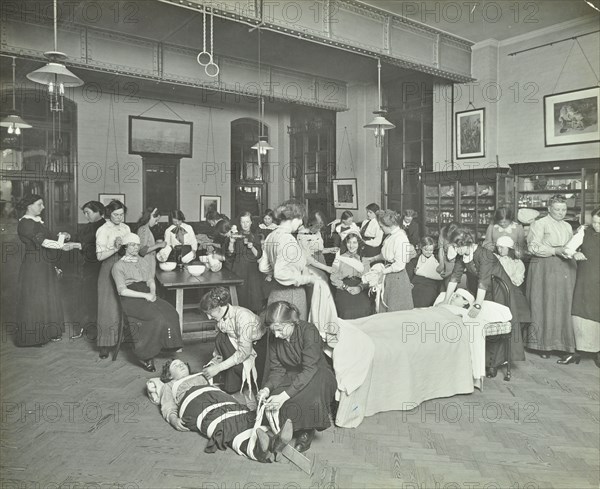 Health class, Cosway Street Evening Institute for Women, London, 1914. Artist: Unknown.