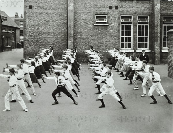 Exercise drill, Crawford Street School, Camberwell, London, 1906. Artist: Unknown.