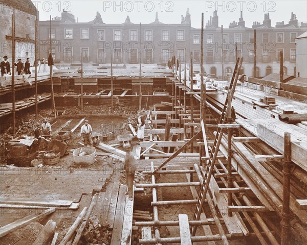 Men building the Camden Town Sub-Station, London, 1908. Artist: Unknown.