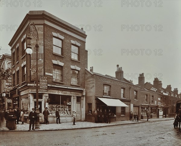 Row of shops in Lea Bridge Road, Hackney, London, September 1909. Artist: Unknown.