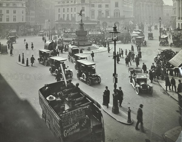 Traffic at Piccadilly Circus, London, 1912. Artist: Unknown.