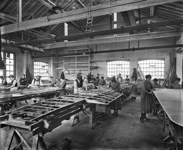 Aircraft manufacturing, Trollope and Colls Ltd, 17-25 Pleasant Street, Liverpool, December 1918