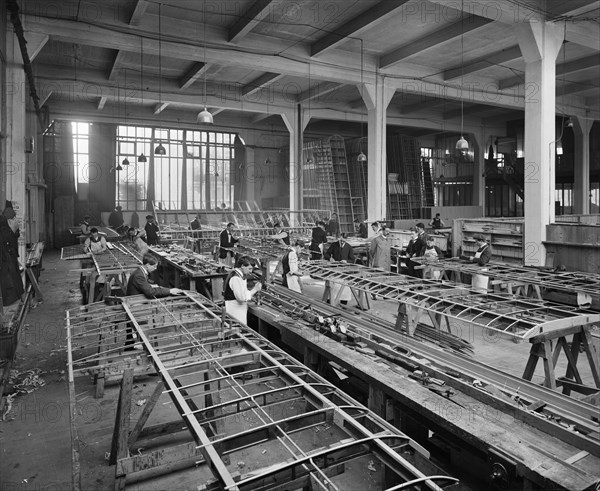 Aircraft manufacturing, Waring and Gillow factory, Hammersmith, London, November, 1916