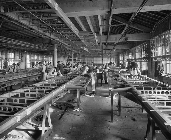 Aircraft manufacturing, Waring and Gillow factory, Lancaster, Lancashire, January 1917