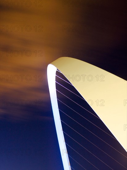 Gateshead Millennium Bridge connecting Gateshead and Newcastle upon Tyne, 2008.   Artist