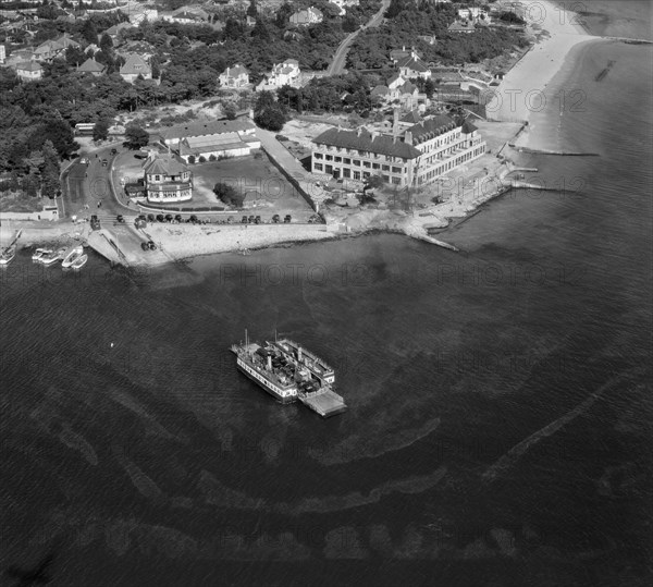 The Studland Ferry underway in the mouth of Poole Harbour, Sandbanks, Dorset, 1947