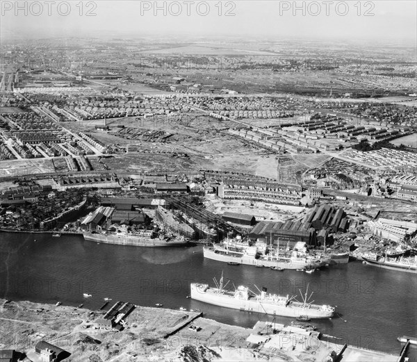 Neptune Shipyard on the River Tyne, Walker, Newcastle-upon-Tyne, 1947