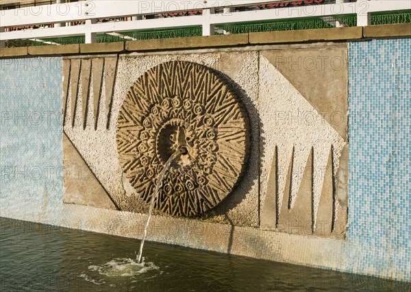 Relief/mosaic by William Mitchell, the Water Gardens, Harlow, Essex, 2015