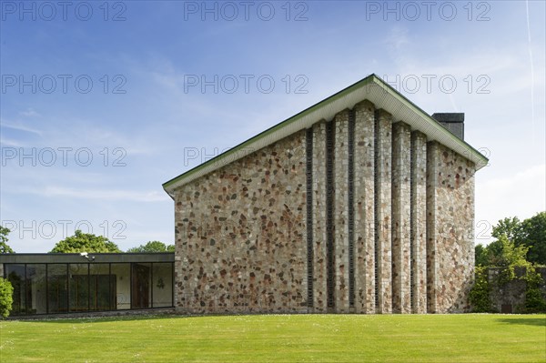 Taunton Crematorium Chapel, Wellington New Road, Taunton, Somerset