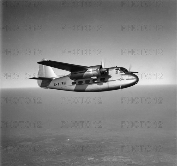 Percival P-50 Prince 2 G-ALWH in flight over Falconwood, Bromley, Kent, 1950
