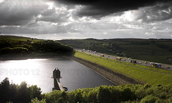 Scammonden Resevoir, West Yorkshire, 2011